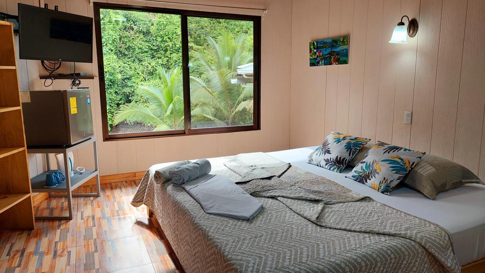 Casa El Tortugo Bed & Breakfast Drakes Bay Екстериор снимка